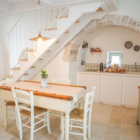 Bed and Breakfast Trullo Essenza-Trulli Anti Charme & Relax Alberobello Exterior foto