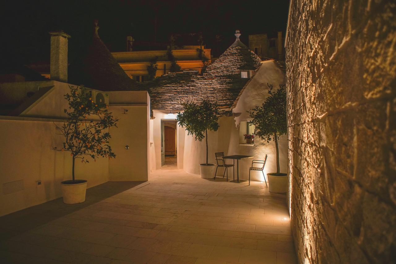 Bed and Breakfast Trullo Essenza-Trulli Anti Charme & Relax Alberobello Exterior foto