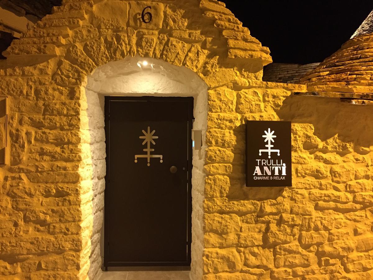 Bed and Breakfast Trullo Essenza-Trulli Anti Charme & Relax Alberobello Exterior foto